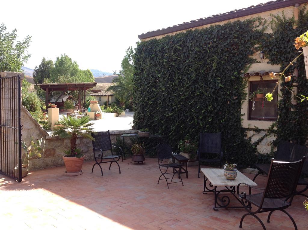 Agriturismo Casalicchio Cammarata Exterior foto